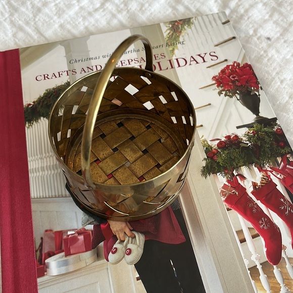 Vintage small brass basket - Picture 2 of 2